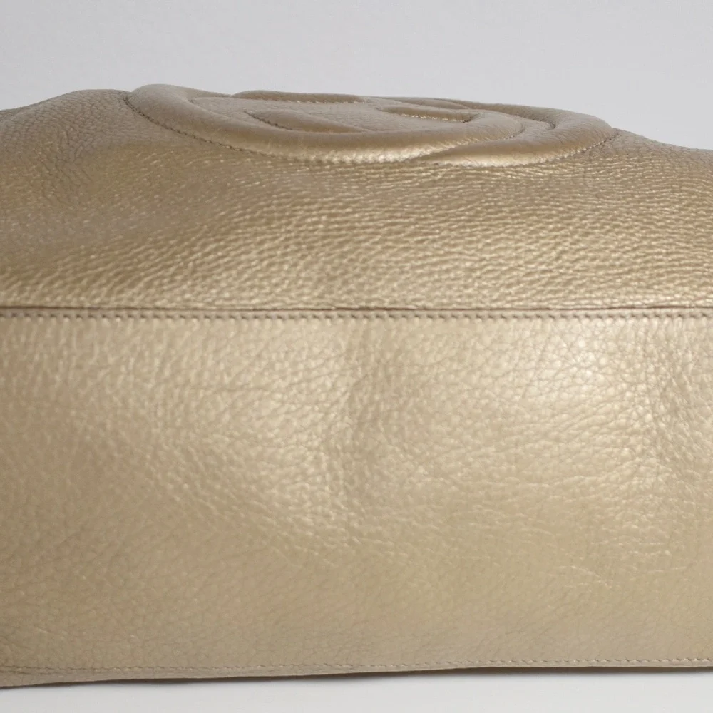 | GUCCI | Metallic | Pebbled- Calfskin| Medium Bag - Picture 7 of 16
